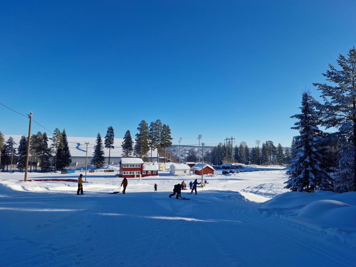 Badeland Gjestegard Raufoss Exterior photo